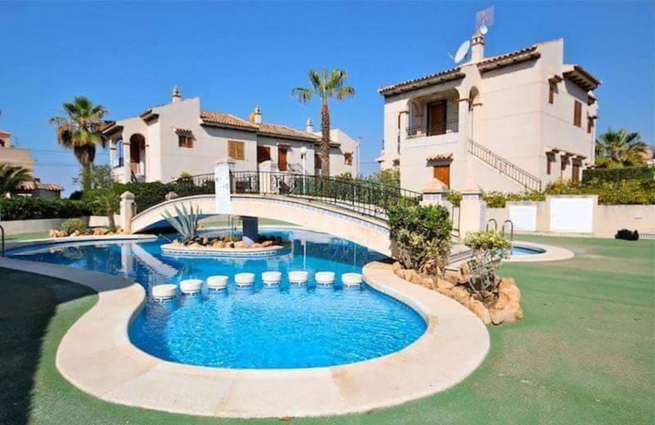 Cozy House Near La Mata Beach Torrevieja Bagian luar foto
