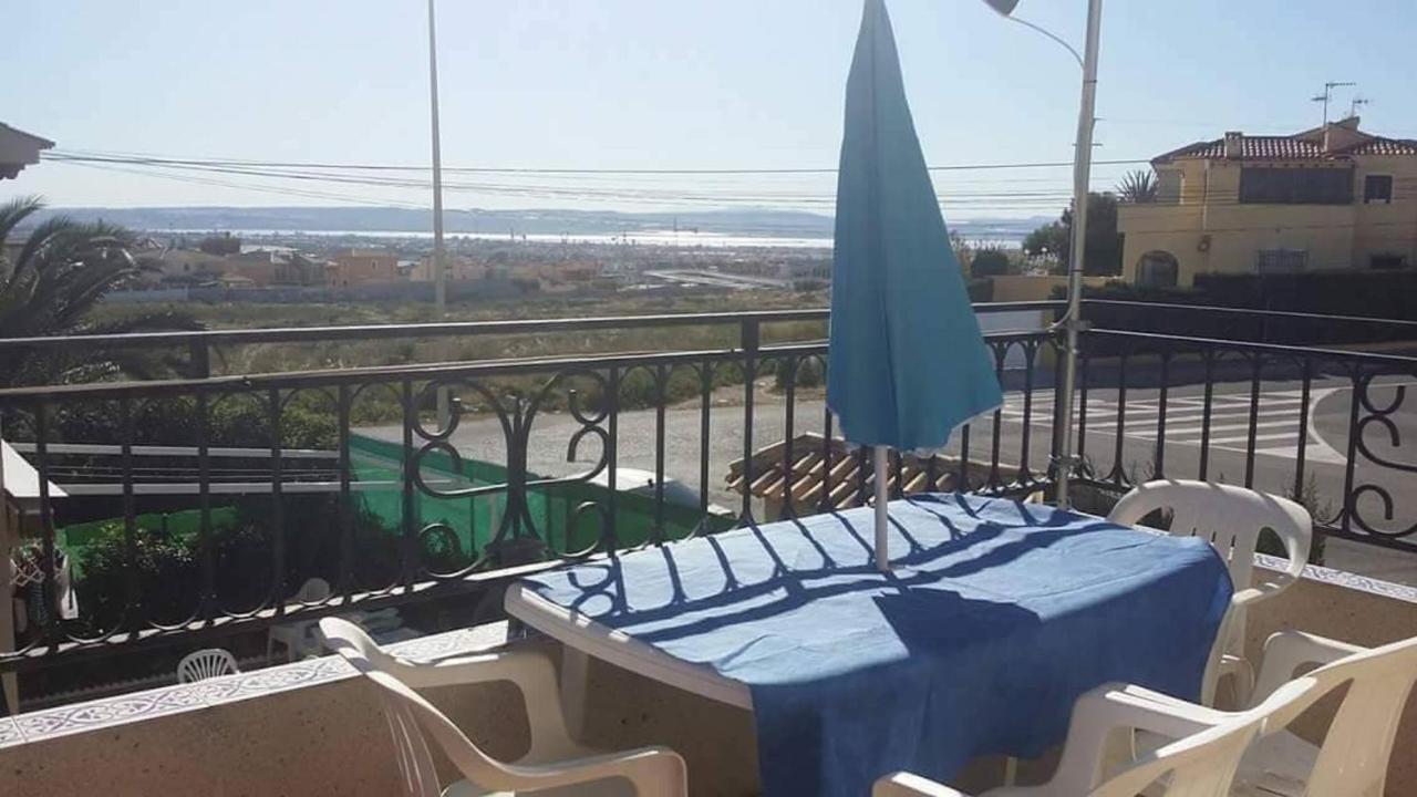 Cozy House Near La Mata Beach Torrevieja Bagian luar foto